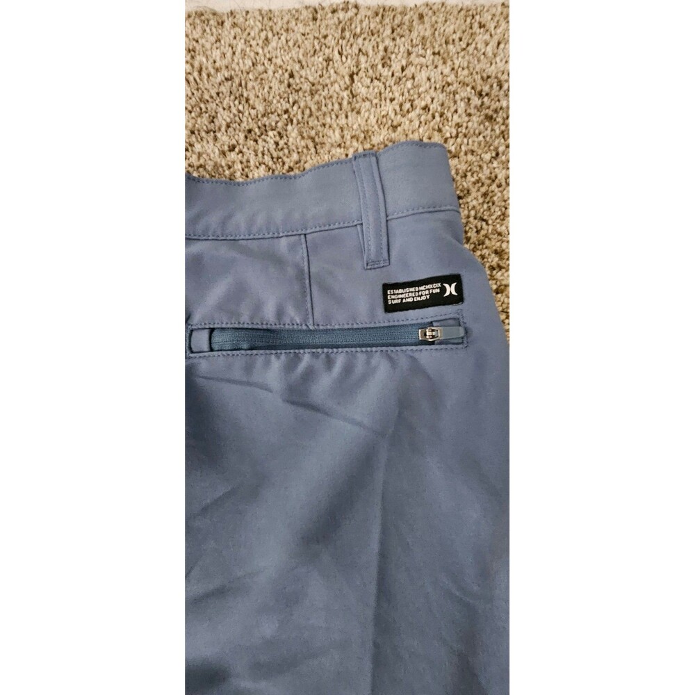 2 pairs of Men's Hurley size 28 Shorts - Picture 4 of 7